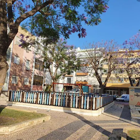 Dreamers Duplex With Seaview Faro