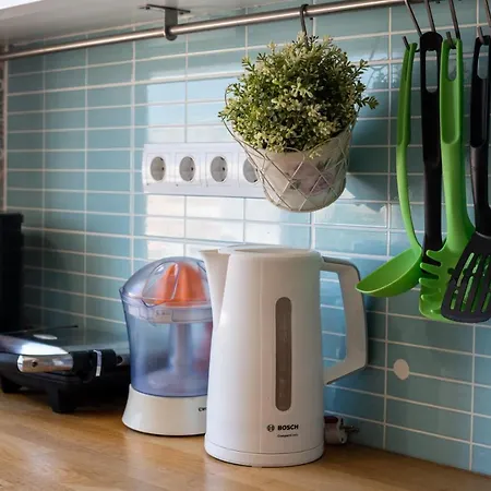 Dreamers Duplex With Seaview Apartment *