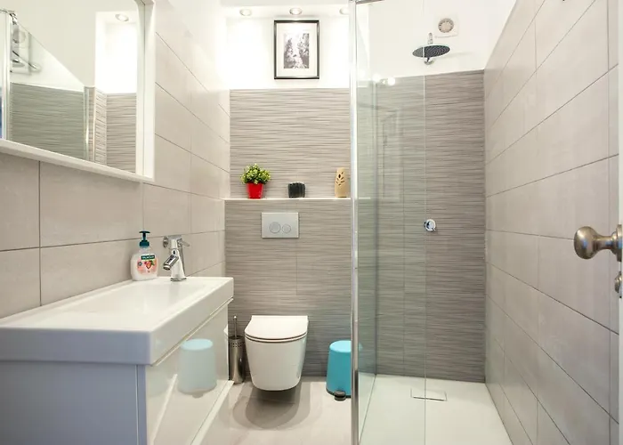 Dreamers Duplex With Seaview アパート