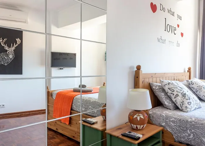 Dreamers Duplex With Seaview *