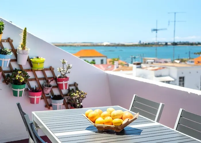 Dreamers Duplex With Seaview アパート