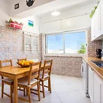 Dreamers Duplex With Seaview شقة