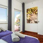 Dreamers Duplex With Seaview شقة